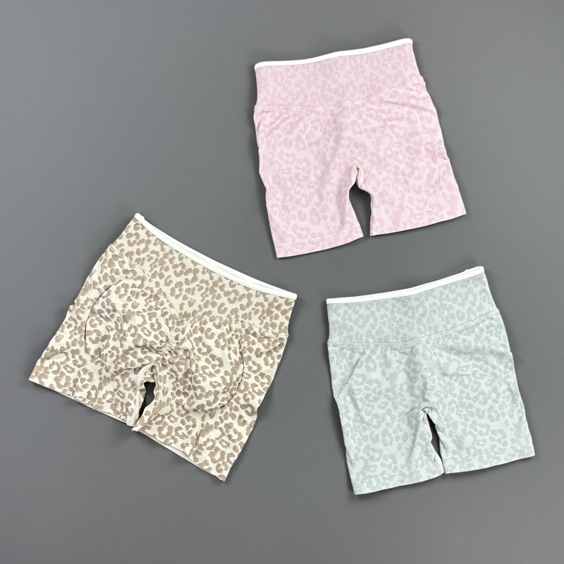 HISTELLO Gym Shorts Leopard Pr - đánh giá và giá Yoga En Fitness
