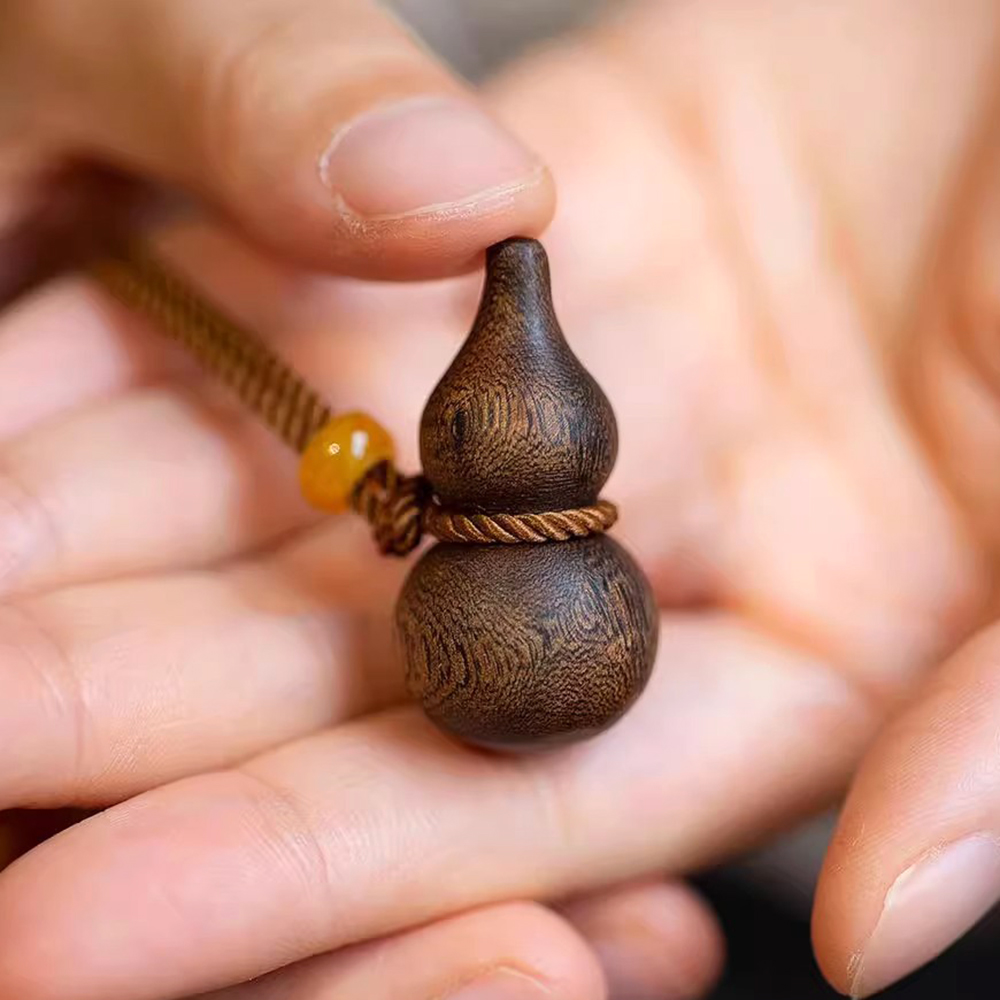 Handcarved Sandalwood Gourd Ne - đánh giá và giá Zen Yoga Fitness